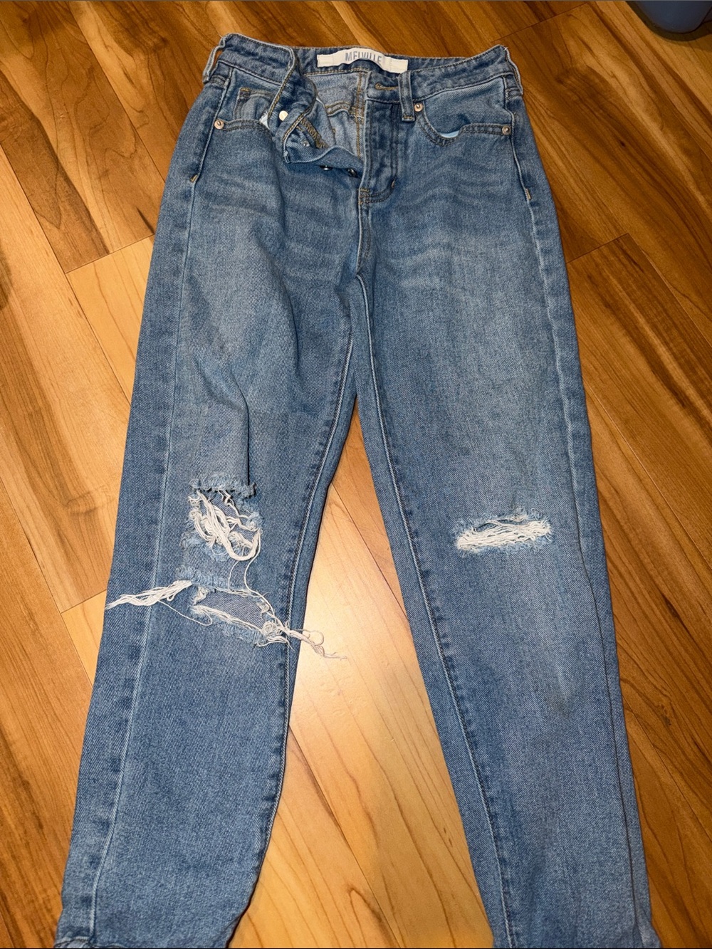 Ripped Jeans